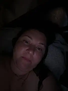 Snapshot of Liza_Will chatting on October 6, 2025, 8:17 pm Liza Will online show from October 6, 2025, 8:17 pm