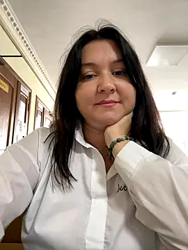 Snapshot of Liza_Will chatting on October 7, 2025, 10:56 am Liza Will online show from October 7, 2025, 10:56 am