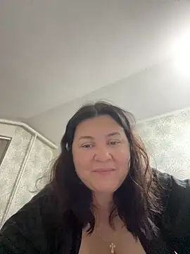 Snapshot of Liza_Will chatting on October 18, 2025, 9:37 pm Liza Will online show from October 18, 2025, 9:37 pm