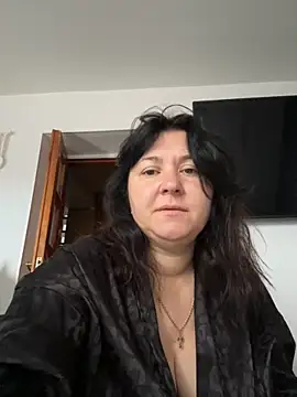 Snapshot of Liza_Will chatting on October 28, 2025, 6:28 am Liza Will online show from October 28, 2025, 6:28 am