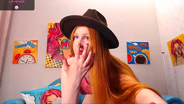 LuxXAngel online show from October 25, 2025, 11:10 pm