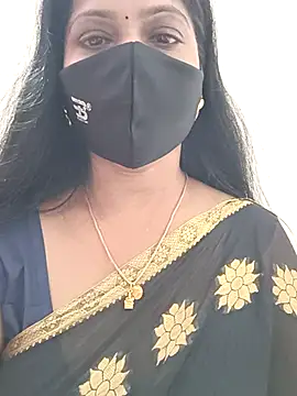 shivani27 online show from November 25, 2025, 8:58 am