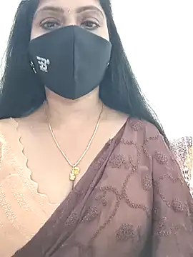 shivani27 online show from February 2, 2026, 4:49 pm