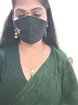 shivani27 online show from February 9, 2026, 3:27 pm