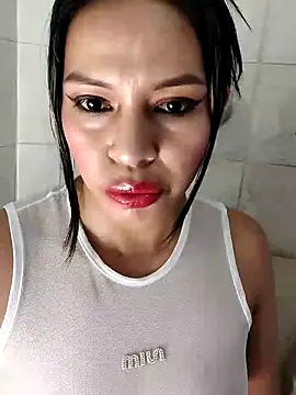 AntonelaMorriz online show from April 15, 2026, 8:32 am