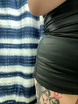 MamaSpicy online show from October 12, 2025, 2:21 am