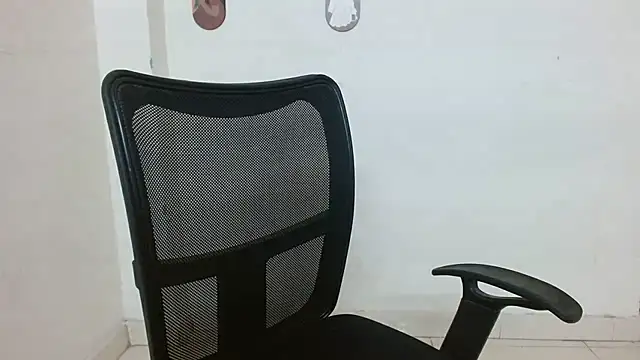 Snapshot of its_rida chatting on November 30, 2025, 3:21 am its rida online show from November 30, 2025, 3:21 am