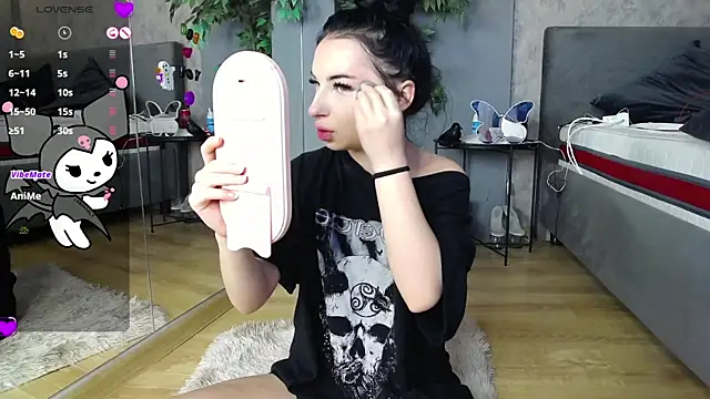 ScarlettJakobs online show from October 27, 2025, 6:17 am