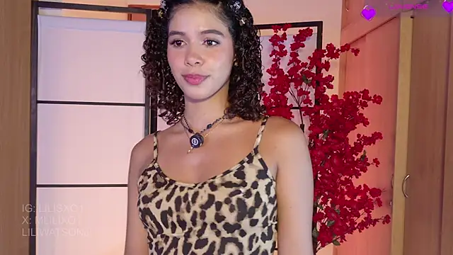 Snapshot of lilijwatson chatting on June 15, 2026, 3:53 am lilijwatson online show from June 15, 2026, 3:53 am