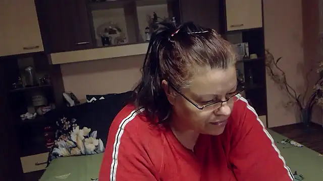 Claudia 71love online show from September 15, 2025, 7:47 pm