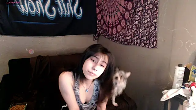 London Ray online show from April 9, 2026, 12:54 am