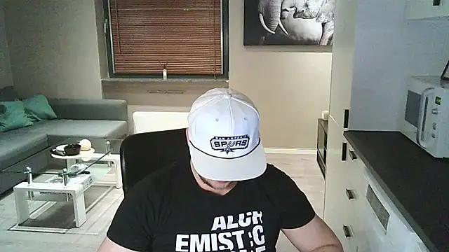 Snapshot of Dartanjanas13 chatting on October 18, 2025, 9:04 pm Dartanjanas13 online show from October 18, 2025, 9:04 pm