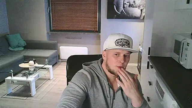 Snapshot of Dartanjanas13 chatting on November 13, 2025, 7:57 pm Dartanjanas13 online show from November 13, 2025, 7:57 pm