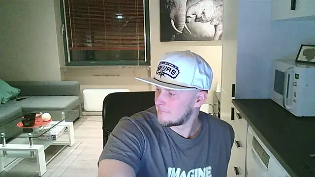 Dartanjanas13 online show from January 16, 2026, 9:19 pm