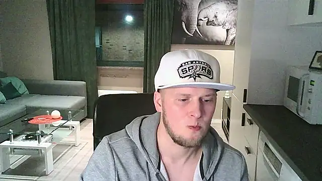 Dartanjanas13 online show from February 6, 2026, 7:39 pm