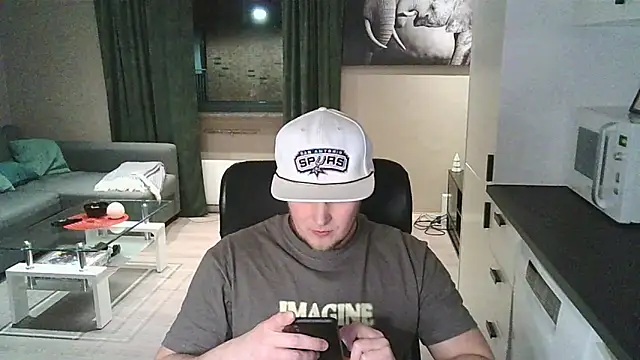 Dartanjanas13 online show from February 12, 2026, 5:41 pm