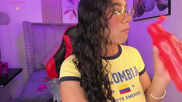 Seshat Hitt online show from April 11, 2026, 3:22 am