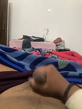 Snapshot of Himanshu111007 chatting on December 5, 2025, 7:28 am Himanshu111007 online show from December 5, 2025, 7:28 am