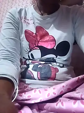 Snapshot of Reeta-rani chatting on November 14, 2025, 4:00 am Reeta-rani online show from November 14, 2025, 4:00 am