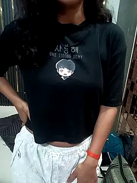 Snapshot of Raj-kumari chatting on September 8, 2025, 5:01 pm Raj-kumari online show from September 8, 2025, 5:01 pm