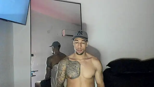 Snapshot of ThiagoLugo chatting on September 21, 2025, 3:30 am ThiagoLugo online show from September 21, 2025, 3:30 am