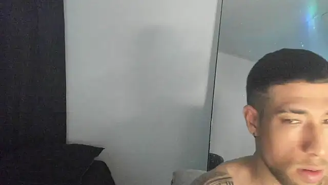 ThiagoLugo online show from March 31, 2026, 3:41 am