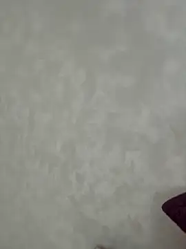 Snapshot of Hannah_xBaby chatting on October 1, 2025, 11:05 am Hannah xBaby online show from October 1, 2025, 11:05 am