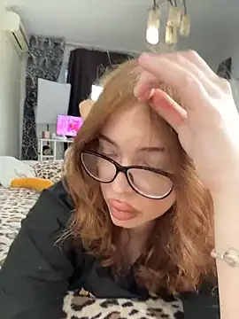 Hannah xBaby online show from March 29, 2026, 3:23 pm