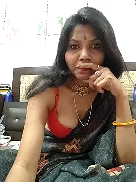 Yourhotsweetgirl online show from December 18, 2025, 4:57 pm