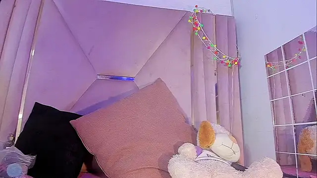 Snapshot of barbieambar chatting on June 4, 2026, 6:58 pm barbieambar online show from June 4, 2026, 6:58 pm