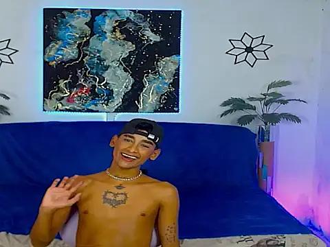 gabo hotboy online show from May 17, 2026, 4:54 am