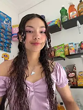 Camilla Miller01 online show from May 12, 2026, 7:33 pm