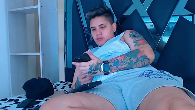 Snapshot of karla_sexy21 chatting on November 18, 2025, 5:01 am karla sexy21 online show from November 18, 2025, 5:01 am