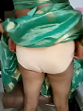 Snapshot of Niharika555 chatting on February 20, 2026, 4:07 pm Niharika555 online show from February 20, 2026, 4:07 pm