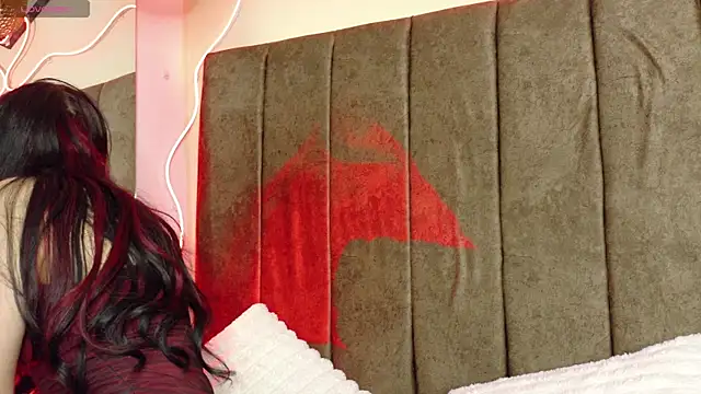 Snapshot of Megan__cole1 chatting on September 17, 2025, 4:14 am Megan cole1 online show from September 17, 2025, 4:14 am