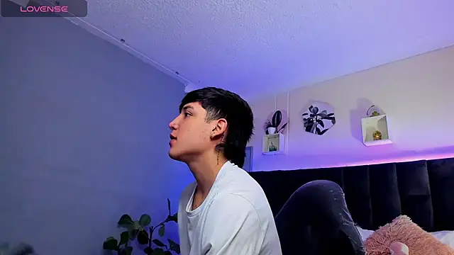 Ares di martin online show from September 28, 2025, 2:55 pm