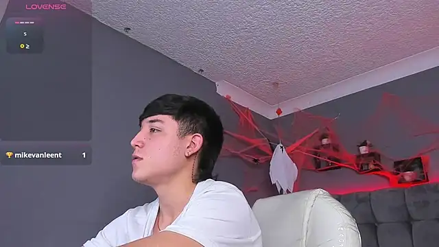 Ares di martin online show from October 23, 2025, 4:12 am