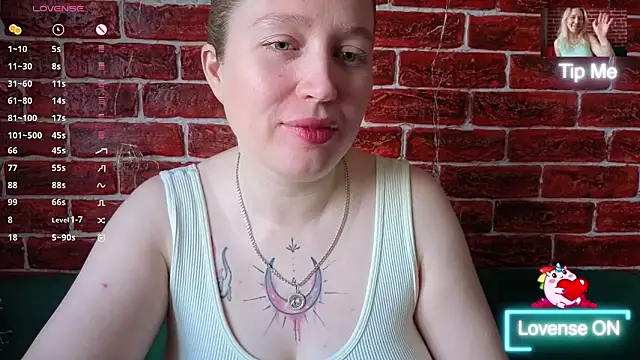 CitrusBlissss online show from May 20, 2026, 3:56 am
