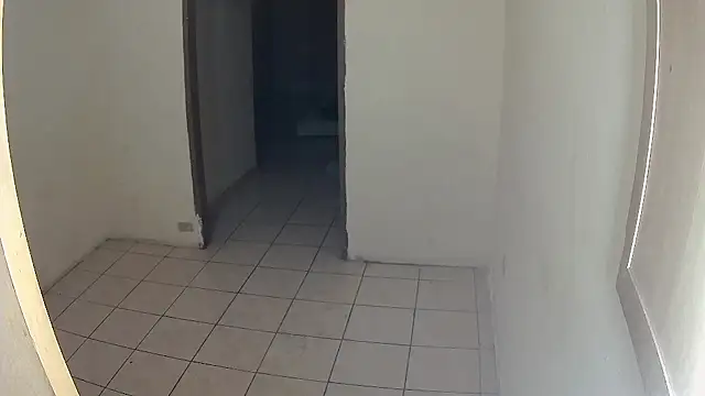 Snapshot of BlondZilla chatting on October 19, 2025, 5:52 am BlondZilla online show from October 19, 2025, 5:52 am