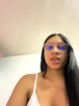 Snapshot of Danny_gonza chatting on October 31, 2025, 12:44 am Danny gonza online show from October 31, 2025, 12:44 am