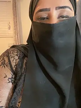 Pari Persianbaddie6 online show from April 9, 2026, 12:21 am