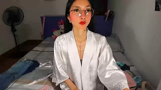 Snapshot of Anais_lux chatting on May 15, 2026, 11:56 pm Anais lux online show from May 15, 2026, 11:56 pm