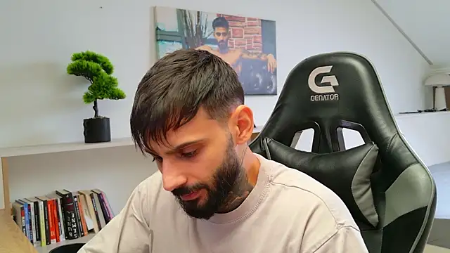 AresSteelX online show from September 17, 2025, 1:24 pm