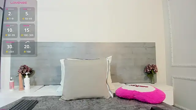 Snapshot of sunnyWhitee chatting on September 11, 2025, 7:14 pm sunnyWhitee online show from September 11, 2025, 7:14 pm