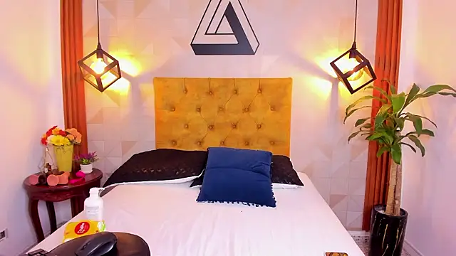 violet sweet19 online show from March 19, 2026, 12:20 pm