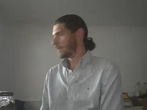 Snapshot of captainckring chatting on May 6, 2026, 6:13 pm captainckring online show from May 6, 2026, 6:13 pm