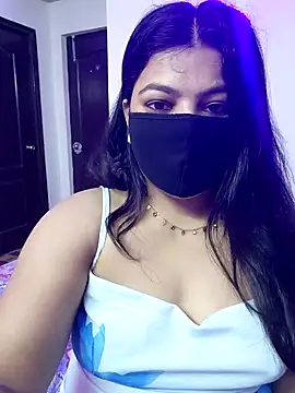 Snapshot of Aavya_007 chatting on May 3, 2026, 2:28 am Aavya 007 online show from May 3, 2026, 2:28 am