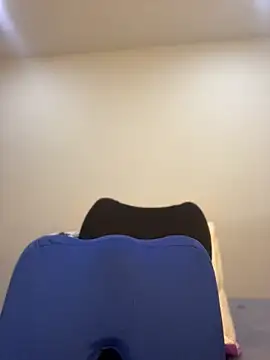 MaxDell online show from April 10, 2026, 6:23 pm