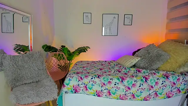 Snapshot of LusyKitty chatting on September 17, 2025, 3:03 pm LusyKitty online show from September 17, 2025, 3:03 pm