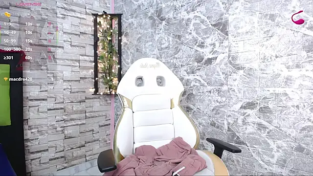 Snapshot of Kony_Lan chatting on November 5, 2025, 12:49 pm Kony Lan online show from November 5, 2025, 12:49 pm